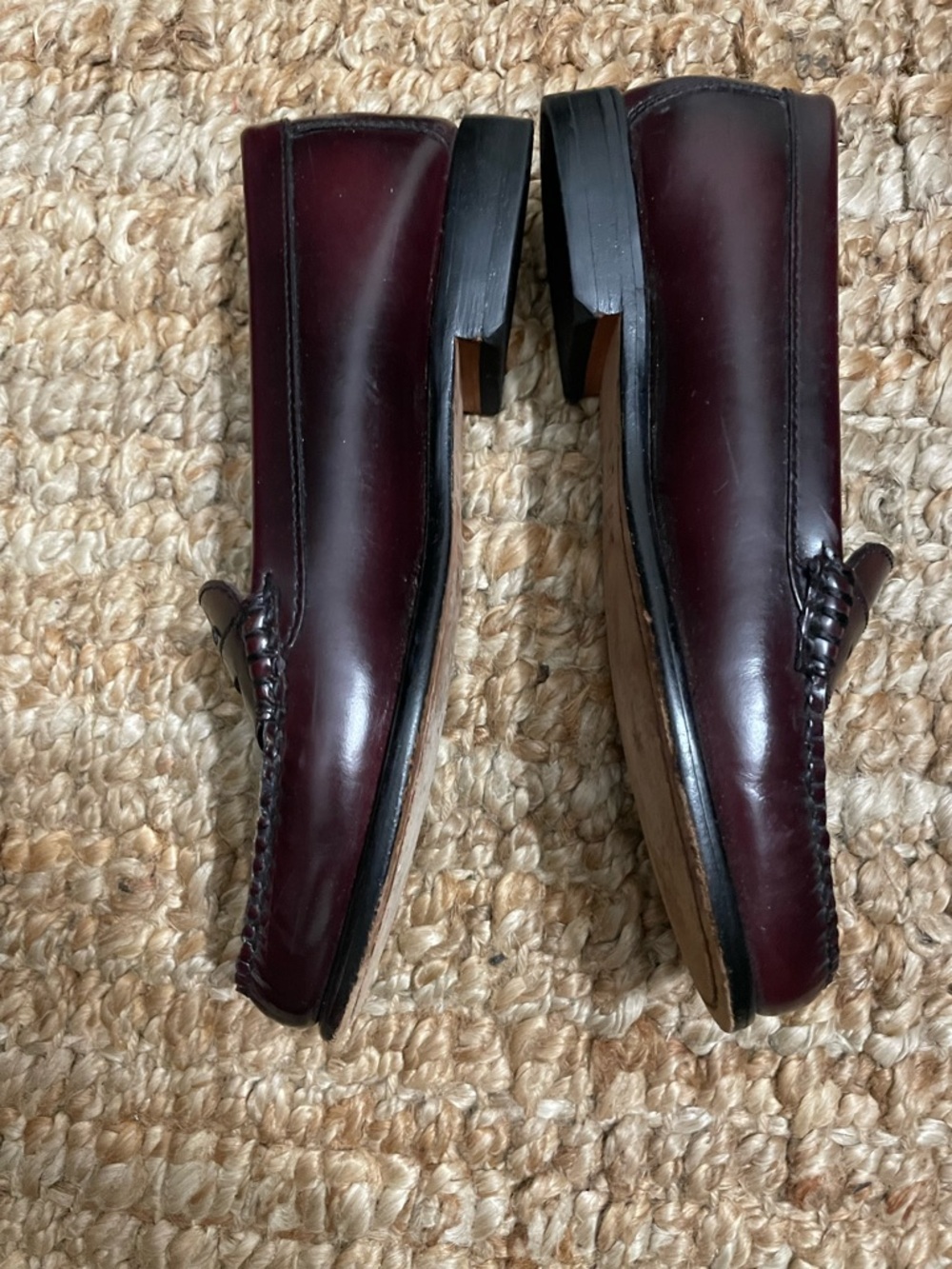 Bass weejuns Women's Deep Burgundy Leather Penny Loafers - Picture 4 of 4